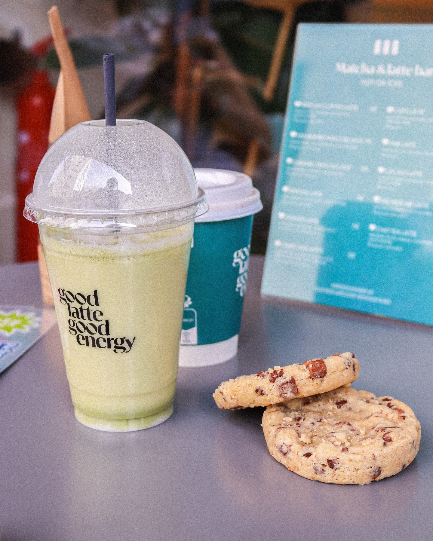 Après l’effort, place au réconfort 💚

Rien de mieux que nos gros Cookies, accompagnés d’un matcha et d’un latte de @thenewmemarseille 

Une pause gourmande à savourer après votre séance Pilates ! 🧘‍♀️

 Faits maison à Gémenos (13)
📍Disponibles dans plusieurs points de vente
💌 Plus d’infos sur notre site web (lien dans notre bio)

#CookiesGiraudon #food #CookiesAvecAmour #GourmandiseAuthentique #homemadewithlove #CookiesArtisanaux #FaitAvecAmour #Gémenos #CuisineArtisanale #marseille #MadeInFrance #TheNewMeMarseille #pilates