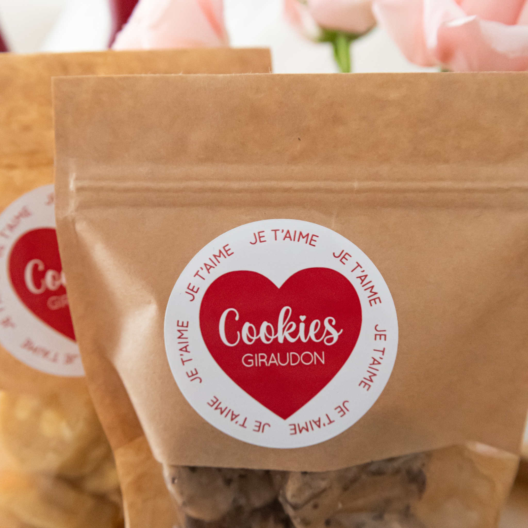 Célébrez l'amour avec les Cookies Giraudon : une rencontre entre passion et gourmandise 🍪

🍪 Faits maison à Gémenos (13)
📍Disponibles dans plusieurs points de vente
💌 Plus d’infos sur notre site web (lien dans notre bio)

#CookiesGiraudon #SaintValentinGourmande #CookiesAvecAmour #JoyeuseSaintValentin #GourmandiseAuthentique #homemadewithlove #CookiesArtisanaux #FaitAvecAmour #Gémenos #CuisineArtisanale #marseille #MadeInFrance